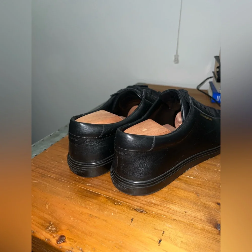 Saint Laurent Black Leather Low-Top Sneakers - Picture 4 of 4